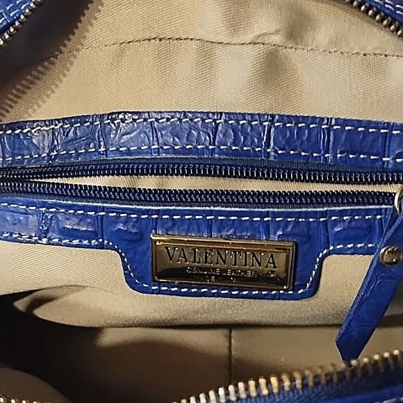 Valentina blue leather bag with chain shoulder strap and tassel. NWT. - Picture 8 of 13